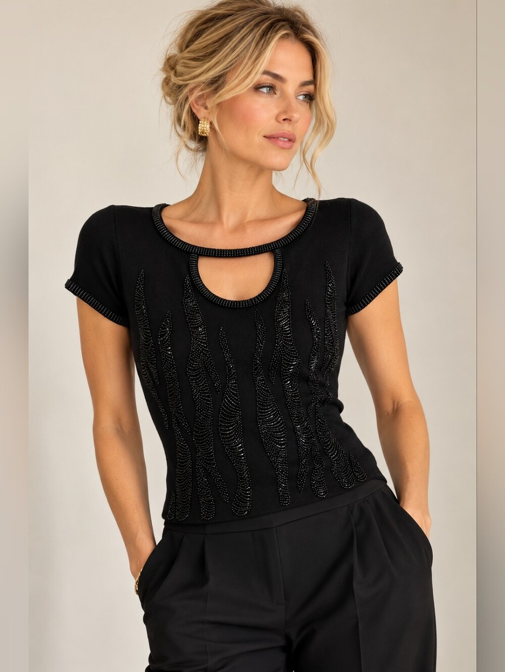 ESCADA BLACK BEADED WOOL BLEND KNIT TOP CUTOUT SHORT SLEEVE SZ 34( SM 4)